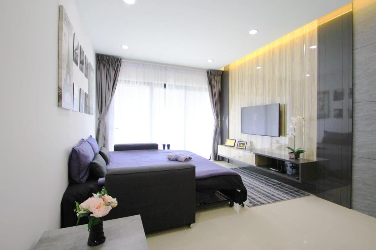 A Stylish High-Floor 2Br Suasana Suites Views Johor Bahru Extérieur photo